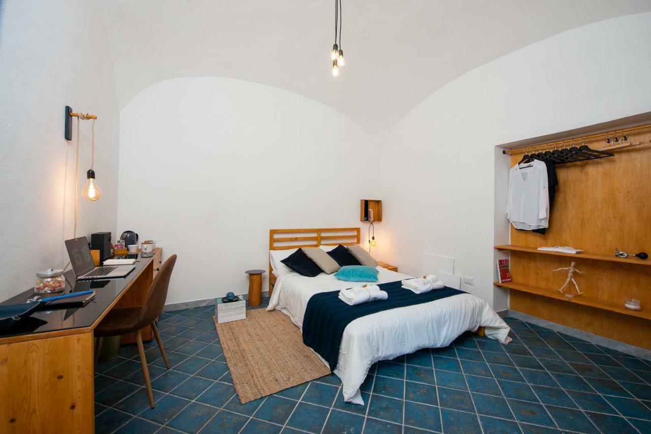 Light Blue - Apartment In The Middle Of Everything Torre Annunziata Kültér fotó